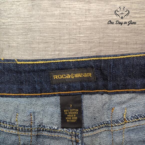 Roca Wear Juniors Cropped Jeans Size 7 - Picture 2 of 6